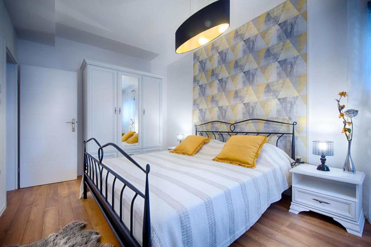 Apartments Dubra Komiža Exteriér fotografie